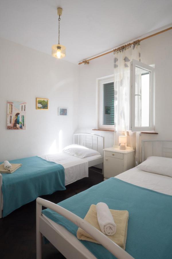 פרימוסטן Apartments Podatok 4 מראה חיצוני תמונה